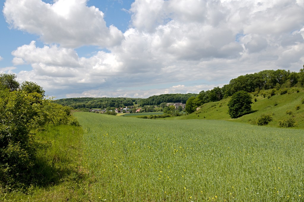 sint pietersberg limburg hdr landschap Fort Sint Pieter enci groeve Kasteelruine Lichtenberg kalksteen grotten mergel natuurmonumenten